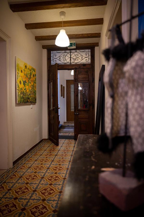 Altes Pfarrhaus Hotel Ernst Bagian luar foto