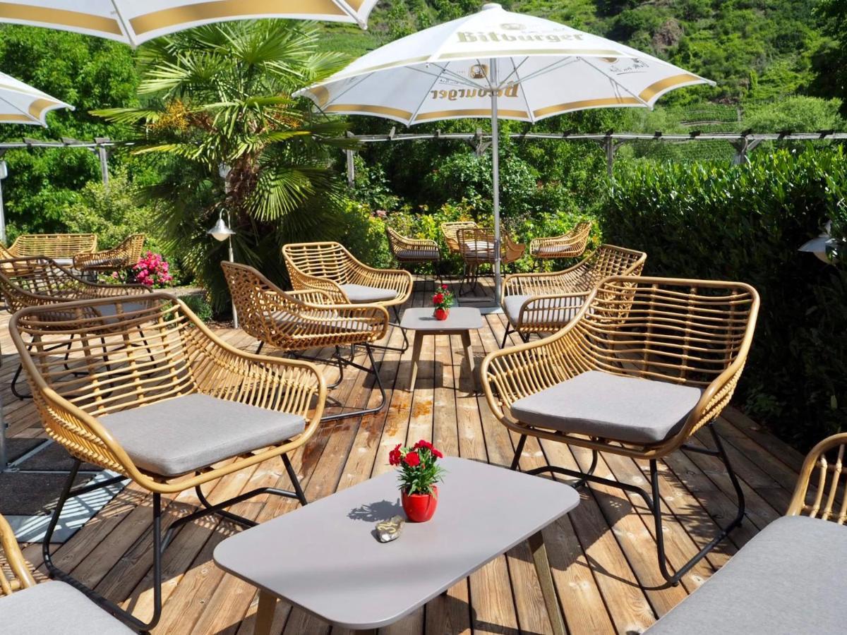 Altes Pfarrhaus Hotel Ernst Bagian luar foto